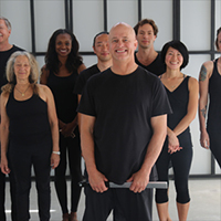 Photo of Paul Grilley and his students